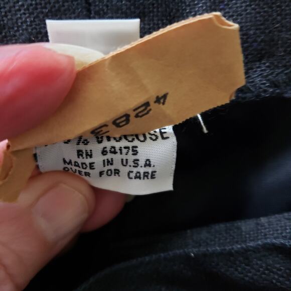 Alex New York Vintage High Rise Pleated Pocket Tapered Leg Black Pants Size 12 - Picture 7 of 9